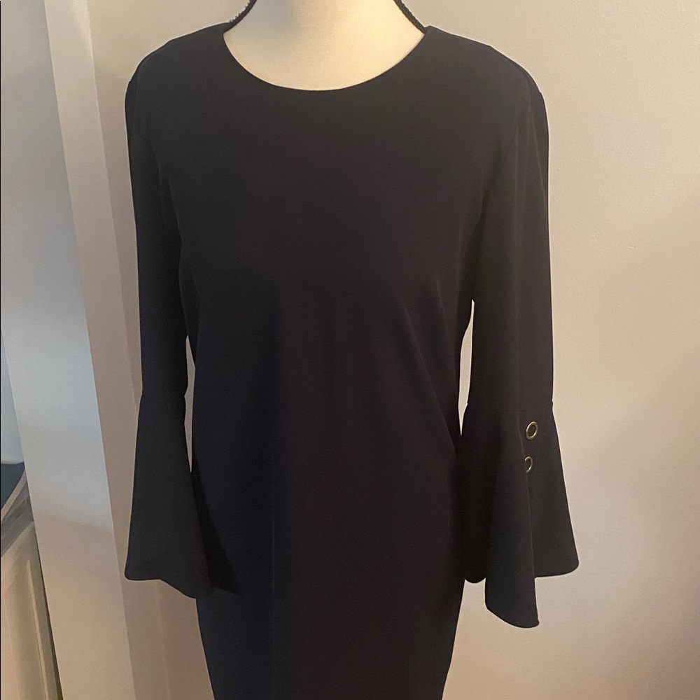 Carmen Marc Valvo dark blue size 4 grommets on sleeves dress - Picture 2 of 7